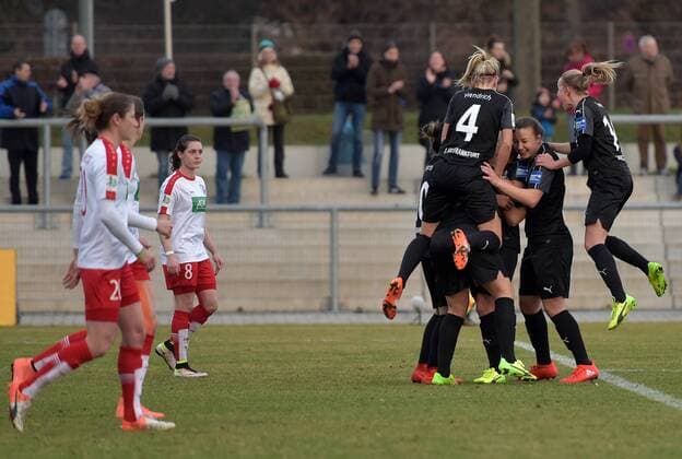 26.02.2017, xblx, Fussball 1.Bundesliga Damen, 1.FFC Frankfurt - Turbine Potsdam, emspor v.l. Mandy Islacker (FFC) celebrate the goal, Torjubel zum 26.02.2017, xblx, Fussball 1.Bundesliga Damen, 1.FFC Frankfurt - Turbine Potsdam, emspor v.l. Frankfurt am Main