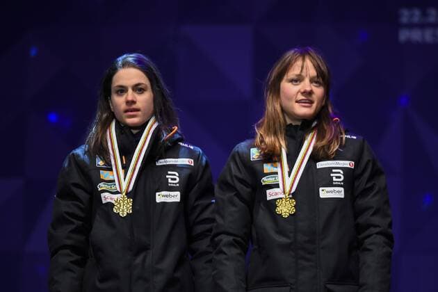 170226 Heidi Weng - Maiken Caspersen Falla, (NOR) Gold Sieger - Langlauf Teamsprint - Siegerehrung - Nordische SKI WWM den 26 februar 2017 i Lahti.  Copyright: CARLxSANDIN BB170226CS114