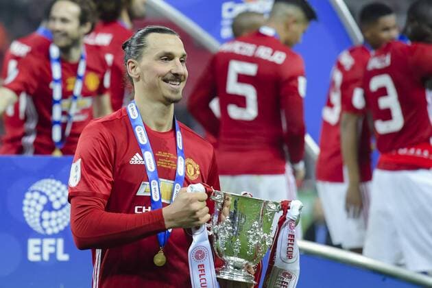 170226 Manchester Uniteds Zlatan Ibrahimovic Jubel Sieg Siegerehrung Trophäe - Finale League Cup ENG - Manchester United ManU - FC Southampton den 26 februar 2017 in London.  Copyright: JOELxMARKLUND BB170226JM066
