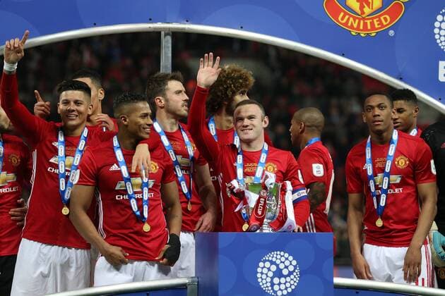 Wayne Rooney of Manchester United ManU waves to friends and family after lifting the cup during the English Football League Cup Final match at the Wembley Stadium, London. Picture date: February 26th, 2017.Pic credit should read: David Klein Sportimage EDITORIAL USE ONLY. No use with unauthorised audio, video, data, fixture lists, club league logos or live services. Online in-match use limited to 120 images, no video emulation. No use in betting, games or single club league player publications.