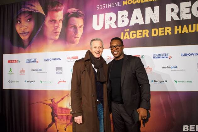 Leichtathletik Berlin 27.02.2017 BEM 2018 Leichtathletik EM 2018 in berlin Weltpremiere von Urban Records Image Film Zoo Palast Berlin Union Berlin Trainer Jens Keller Fussball Pablo Thiam re.