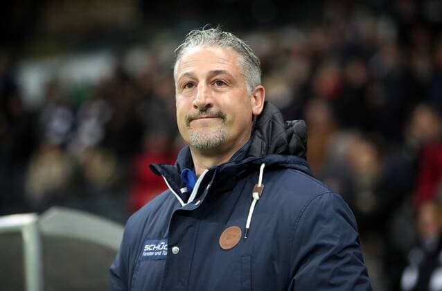 Eintracht Frankfurt - DSC Arminia Bielefeld Deutschland, Frankfurt, 28.02.2017, Fussball, DFB-Pokal, Saison 2016 2017, Viertelfinale, Eintracht Frankfurt - DSC Arminia Bielefeld: Jürgen Kramny (Trainer DSC Arminia Bielefeld).