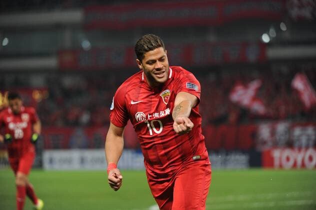 Brazilian football star Givanildo Vieira de Sousa, better known as Hulk, of China s Shanghai SIPG celebrates after scoring a goal against Australia s Western Sydney Wanderers FC in a Group G match during the 2017 AFC Champions League in Shanghai, China, 28 February 2017. Brazil striker Hulk put in an incredible performance ¡ª scoring the opener two minutes after kick-off and had a hand in three other goals ¡ª as Shanghai SIPG romped to a 5-1 victory over Western Sydney Wanderers in their AFC Champions League match in Shanghai Tuesday (28 February 2017) night. The victory allowed Andre Villas-Boas¡¯ team to go joint top of Group F on six points alongside Urawa Red Diamonds which beat FC Seoul 5-2 in an earlier match. Incredible Hulk fires 5-star SIPG  pbu584279_05