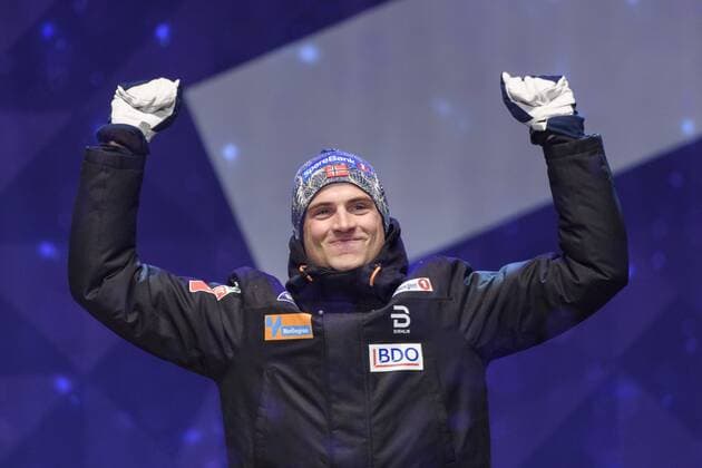 Nordische Ski-WM, 15km Langlauf der Herren, Siegerehrung Niklas Dyrhaug - Lahti, Finnland - Nordische Ski WM, Langlauf, Siegerehrung.  Copyright: CARLxSANDIN BB170301CS185