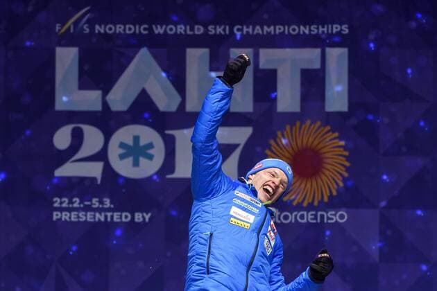Bilder des Tages - SPORT Nordische Ski-WM, 15km Langlauf der Herren, Siegerehrung Iivo Niskanen, Finland - Lahti, Finnland - Nordische Ski WM, Langlauf, Siegerehrung.  Copyright: CARLxSANDIN BB170301CS194