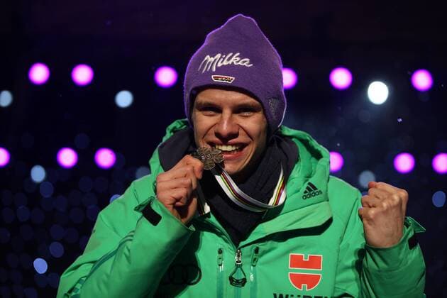 NORDIC SKIING - FIS WC Lahti 2017 LAHTI,FINLAND,03.MAR.17 - NORDIC SKIING, Ski jumping Skispringen Ski nordisch - FIS Nordic World Ski Championships, large hill, men, award ceremony. Image shows Andreas Wellinger (GER). keywords: medal. GEPAxpictures xDanielxGoetzhaber