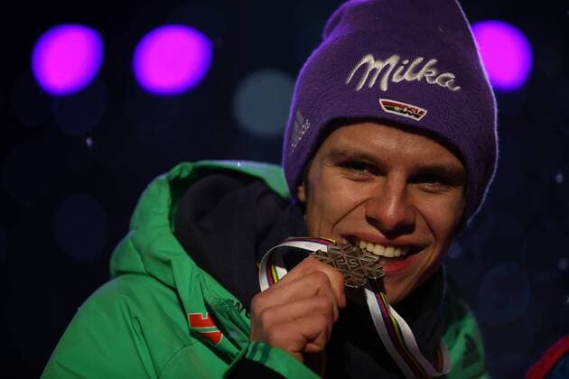 NORDIC SKIING - FIS WC Lahti 2017 LAHTI,FINLAND,03.MAR.17 - NORDIC SKIING, Ski jumping Skispringen Ski nordisch - FIS Nordic World Ski Championships, large hill, men, award ceremony. Image shows Andreas Wellinger (GER). kewords: medal. GEPAxpictures xDanielxGoetzhaber