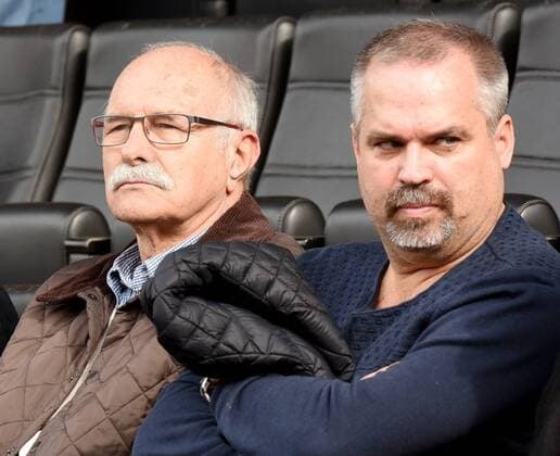 Vize-Präsident Wolfgang Kurka (FSV Frankfurt), Geschäftsführer Clemens Krüger (FSV Frankfurt). Deutschland, Aspach: Fussball, 3.Liga: SG Sonnenhof Grossaspach vs FSV Frankfurt 1899 am 04.03.2017, mechatronik-Arena.