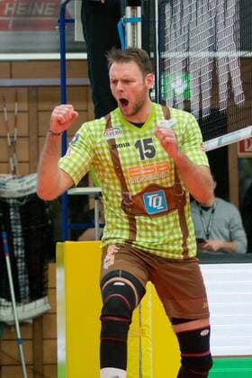 Jubel von Roy FRIEDRICH ( 15, HER). Volleyball, TSV Herrsching (HER) - Solingen Volleys (SOL), Bundesliga, 5.Spieltag, Saison 2016 2017, am 05.03.2017 in Herrsching N I K O L A U S H A L L E Deutschland. x20170305_105x