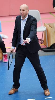 Volleyball 1. Bundesliga Saison 2016 2017 05.03.2017 TV Rottenburg - SVG Lueneburg Trainer Hans Peter Mueller - Angstenberger (TV Rottenburg) nachdenklich 