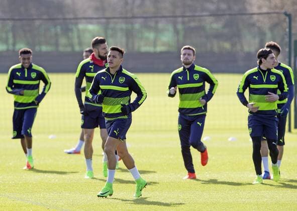 Arsenal s Alexis Sanchez during training at London Colney, London. Picture date March 6th, 2017 Pic David Klein Sportimage EDITORIAL USE ONLY. No use with unauthorised audio, video, data, fixture lists, club league logos or live services. Online in-match use limited to 120 images, no video emulation. No use in betting, games or single club league player publications.