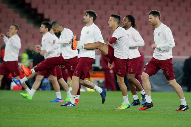 Javier Martinez (FC Bayern Muenchen 8) Thiago Alcantara (FC Bayern Muenchen 6) Renato Sanches (FC Bayern Muenchen 35)Rafinha Xabi Alonso (FC Bayern Muenchen 14), Abschlusstraining, Arsenal FC - FC Bayern Muenchen , UEFA Champions League, Achtelfinale, Fussball, 06.03.2017, London Copyright: xLanger Eibner-Pressefotox EP_HLR