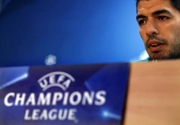 FC Barcelona Barca s Uruguayan forward Luis Suarez attends a press conference PK Pressekonferenz at the end of a training session at the Joan Gamper facilities in Barcelona, northeastern Spain, 07 March 2017. FC Barcelona will face PSG in a UEFA Champions League round of 16 second leg match at the Camp Nou stadium on 08 May. Press conference of FC Barcelona !ACHTUNG: NUR REDAKTIONELLE NUTZUNG!  Copyright: xALBERTOxESTEVEZx GRA241 20170307-636244969283354419