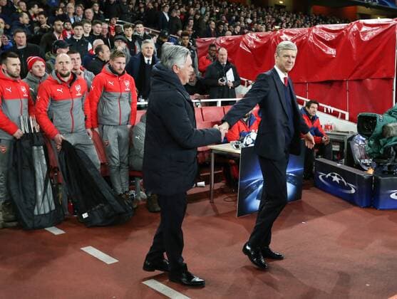 Bilder des Tages - SPORT Arsenal s Arsene Wenger shakes hands with Munich s Carlo Anchelotti during the Champions League Round of 16 match at the Emirates Stadium, London. Picture date March 7th, 2017 Pic David Klein Sportimage EDITORIAL USE ONLY. No use with unauthorised audio, video, data, fixture lists, club league logos or live services. Online in-match use limited to 120 images, no video emulation. No use in betting, games or single club league player publications.