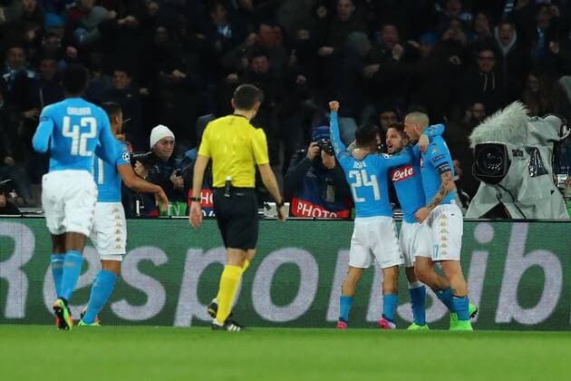 Fußball, CL, SSC Neapel - Real Madrid Esultanza dopo il gol di Dries Mertens Napoli goal celebration, Lorenzo Insigne Napoli Napoli 07-03-2017 Stadio San Paolo Football Calcio UEFA Champions League 2016 2017 Round of 16, 2st leg SSC Napoli - Real Madrid cesarexpurini