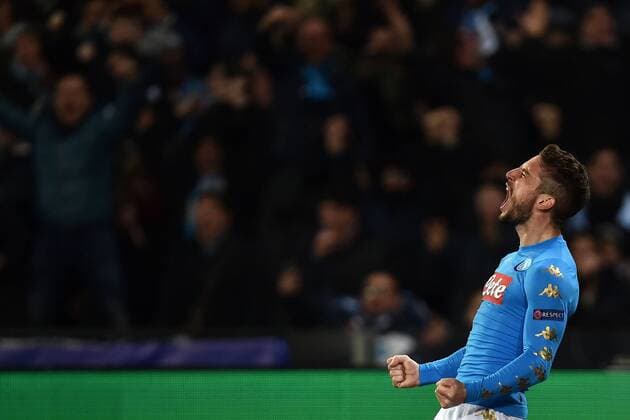 Fußball, CL, SSC Neapel - Real Madrid Dries Mertens Napoli Goal celebration Napoli 07-03-2017 Stadio San Paolo Uefa Champions League 2016 2017 Round of 16 SSC Napoli - Real Madrid AndreaxStaccioli