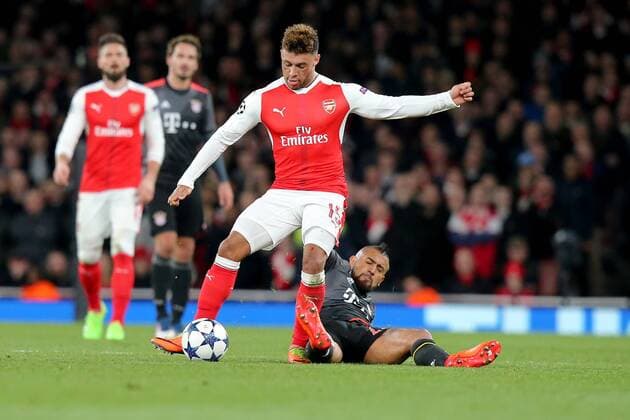 Alex Oxlade-Chamberlain ( Arsenal FC 15 ) Arturo Vidal (FC Bayern Muenchen 23), Arsenal FC - FC Bayern Muenchen, UEFA Champions League, Achtelfinale, Fussball, 07.03.2017, London Copyright: xLangerx xEibner-Pressefotox EP_HLR