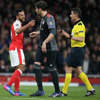 Arsenal s Theo Walcott argues for a penalty during the Champions League Round of 16 match at the Emirates Stadium, London. Picture date March 7th, 2017 Pic David Klein Sportimage EDITORIAL USE ONLY. No use with unauthorised audio, video, data, fixture lists, club league logos or live services. Online in-match use limited to 120 images, no video emulation. No use in betting, games or single club league player publications.