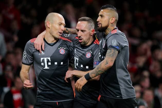 Arjen Robben (FC Bayern Muenchen 10) Franck Ribery (FC Bayern Muenchen 7) Arturo Vidal (FC Bayern Muenchen 23) Jubel nach dem 1: , Arsenal FC - FC Bayern Muenchen, UEFA Champions League, Achtelfinale, Fussball, 07.03.2017, London Copyright: xLangerx xEibner-Pressefotox EP_HLR