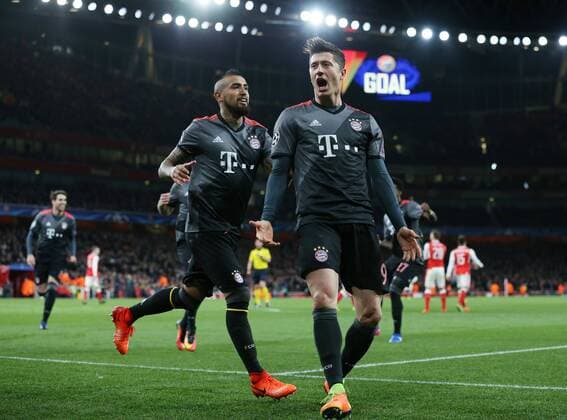 Munich s Robert Lewandowski celebrates soring his sides opening goal duringg the Champions League Round of 16 match at the Emirates Stadium, London. Picture date March 7th, 2017 Pic David Klein Sportimage EDITORIAL USE ONLY. No use with unauthorised audio, video, data, fixture lists, club league logos or live services. Online in-match use limited to 120 images, no video emulation. No use in betting, games or single club league player publications.