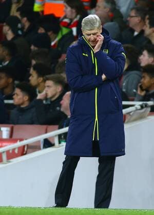 FuÃŸball, CL, FC Arsenal - Bayern MÃ¼nchen March 7th 2017, Emirates, London, England; UEFA Champions League football, Arsenal FC versus Bayern Munich; Arsenal Manager Arsene Wenger looks dejected as Bayern Munich score their 4th on the night, 1-4 xMarkxKertonx  ActionPlus11854221