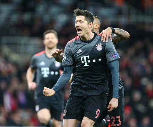 Fußball, CL, FC Arsenal - Bayern München March 7, 2017 - London, England, England - Robert Lewandowski of FC Bayern Munich celebrates his goal during UEFA Champions League - Round 16 - 2nd Leg match between Arsenal and Bayern Munich at The Emirates , London 07 Mar 2017 Arsenal FC v FC Bayern Muenchen - UEFA Champions League Round of 16: Second Leg  - ZUMAn230 20170307_zaa_n230_316 Copyright: xKieranxGalvinx