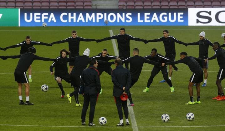 Fußball, CL, Paris St. Germain Training Entrenamiento del PSG en el Camp Nou. Paris Saint Germain PSG training session at Camp Nou. xFrancescxAdelantadox 