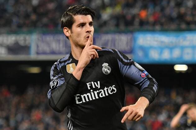 Fußball, CL, SSC Neapel - Real Madrid Alvaro Morata Real 1-3 Goal celebration Napoli 07-03-2017 Stadio San Paolo Uefa Champions League 2016 2017 Round of 16 SSC Napoli vs. Real Madrid AndreaxStaccioli