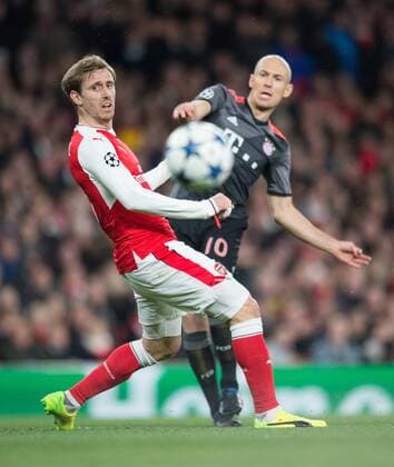 vl: Nacho Monreal (LON) und Arjen Robben (BAY) Fussball UEFA Championsleague Achtelfinale Rueckspiel: FC Arsenal London - FC Bayern Muenchen in London, Grossbritanien am 07.03.2017,
