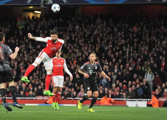 Olivier Giroud of Arsenal head wide during the UEFA Champions League Round of 16 Game 2 match between Arsenal and Bayern Munich at the Emirates Stadium, London, England on 7 March 2017. Copyright: xVincexMignottx 14440062