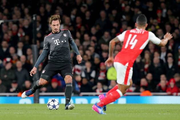 Mats Hummels (FC Bayern Muenchen 5) Theo Walcott ( Arsenal FC 14 ) , Arsenal FC - FC Bayern Muenchen, UEFA Champions League, Achtelfinale, Fussball, 07.03.2017, London Copyright: xLangerx xEibner-Pressefotox EP_HLR