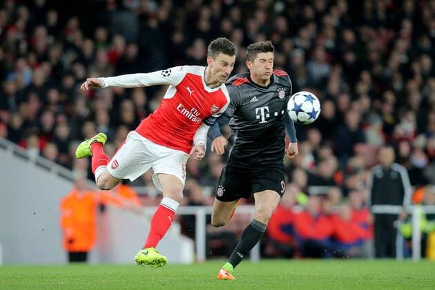 Laurent Koscielny ( Arsenal FC 6 ) Robert Lewandowski (FC Bayern Muenchen 9), Arsenal FC - FC Bayern Muenchen, UEFA Champions League, Achtelfinale, Fussball, 07.03.2017, London Copyright: xLangerx xEibner-Pressefotox EP_HLR
