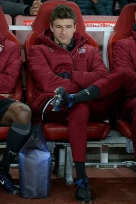Thomas Mueller (FC Bayern Muenchen 25) nachdenklich auf der Bank, Arsenal FC - FC Bayern Muenchen, UEFA Champions League, Achtelfinale, Fussball, 07.03.2017, London Copyright: xLangerx xEibner-Pressefotox EP_HLR