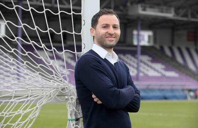 Erz.Aue - Pressekonferenz Fussball 2.Bundesliga Aue, 08.03.2017, Erzgebirgsstadion, Fussball, 2.Bundesliga, FC Erzgebirge Aue, Pressekonferenz , Am Mittag wurde der neue Chefcoach des Zweitligisten, Domenico Tedesco, vorgestellt. , Im Bild: Trainer Domenico Tedesco. ,