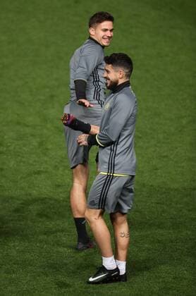 Anderlecht s Leander Dendoncker and Anderlecht s Nicolae-Claudiu Stanciu pictured during a training session of Belgian soccer team RSC Anderlecht in Nicosie, Cyprus, Wednesday 08 March 2017. Tomorrow Anderlecht is playing 1 8 final first leg game of the Europa League competition against Cyprus team Apoel Nicosie. VIRGINIExLEFOUR  x05060903x