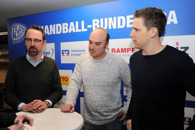 li. Martin Müller (Geschäftsführer des TV Neuhausen)mi. Alexander Job (Neuer Trainer des TV Neuhausen)re. Daniel Reusch (TV Neuhausen) TV Neuhausen,Handball,Maenner,2.Bundesliga,19.02.2017, Foto:TBaur Eibner Neuhausen Copyright: xEibner-Pressefotox EP_toba