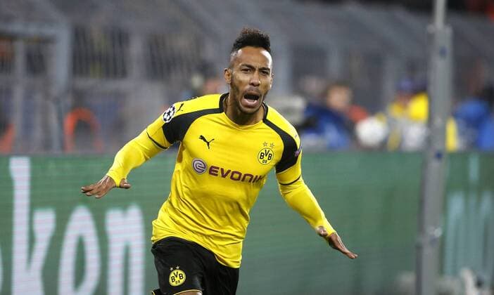 Pierre-Emerick Aubameyang (Borussia Dortmund) celebrates scoring the 1:0 goal during the Championsleague match between Borussia Dortmund and Benfica Lissabon, Signal Iduna Park in Dortmund on March 08., 2017. Torschütze Pierre-Emerick Aubameyang (Borussia Dortmund) mit dem 1:0 Tor, Borussia Dortmund vs. Benfica Lissabon im Achtelfinale der Championsleague in der Saison 2016 2017 am 8. März 2017.