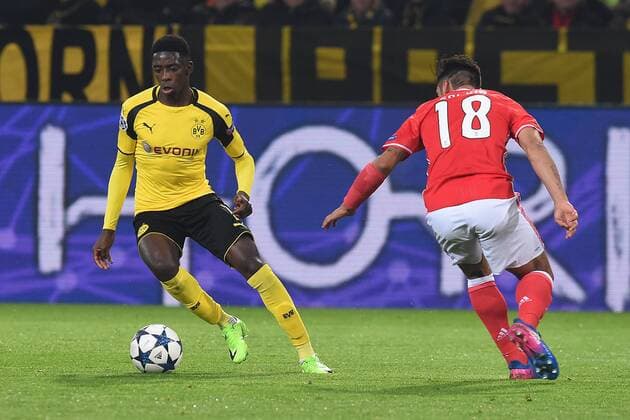 Fußball Champions League Achtelfinale Borussia Dortmund - Benfica Lissabon am 08.03.2017 im Signal Iduna Park in Dortmund Ousmane Dembele ( Dortmund ), links - Eduardo Salvio ( Lissabon ), rechts xRx