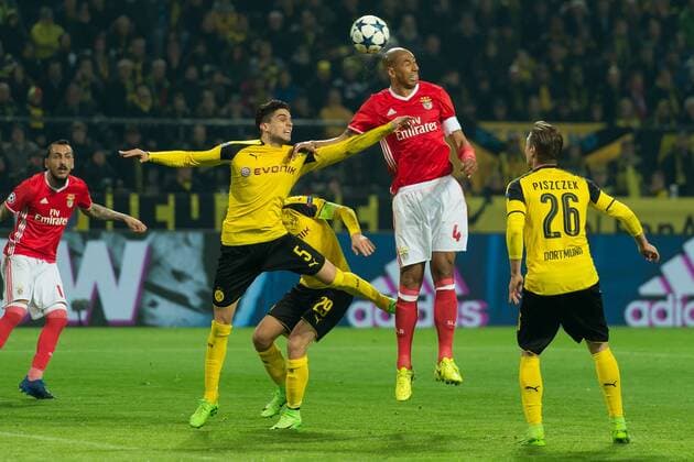 Dortmund, Germany 08.03.2017, UEFA Champions League - 2016 17 Season, Round of 16, Second leg, BV Borussia Dortmund - Benfica Lissabon, Marc Bartra (BVB) und Luisao (BLS) im zweikampf ( DeFodi001