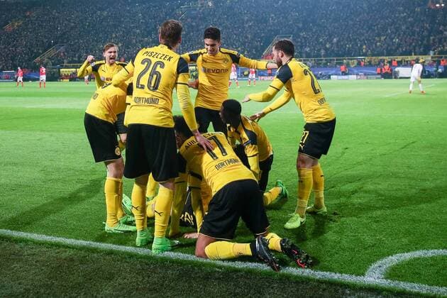 Dortmund, Germany 08.03.2017, UEFA Champions League - 2016 17 Season, Round of 16, Second leg, BV Borussia Dortmund - Benfica Lissabon, Tor zum 2:0 Torschuetze Christian Pulisic (BVB) wird bejubelt ( DeFodi048
