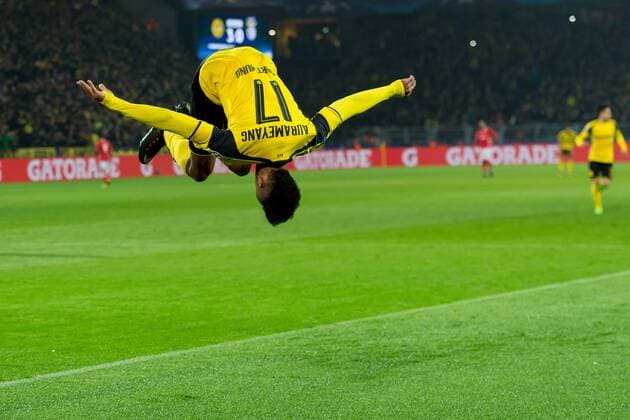 Dortmund, Germany 08.03.2017, UEFA Champions League - 2016 17 Season, Round of 16, Second leg, BV Borussia Dortmund - Benfica Lissabon, Salto, Torjubel, Pierre-Emerick Aubameyang (BVB) jubelt nach seinem treffer zum 4:0 ( DeFodi001