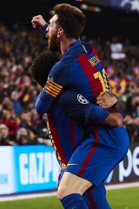 Fußball, CL, FC Barcelona - Paris St. Germain 08.03.2017, xslx, Fussball Champions League, FC Barcelona Barca - Paris St. Germain, emspor vl Lionel Messi (FC Barcelona) und Neymar da Silva Jr (FC Barcelona) Jubelt gemeinsam nach den Tor von Sergi Roberto (FC Barcelona) zu 6-1 Barcelona