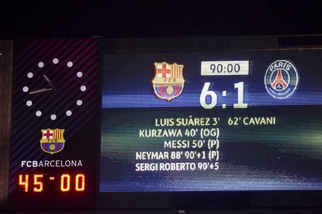 Themen der Woche - SPORT Bilder des Tages - SPORT Fußball, CL, FC Barcelona - Paris St. Germain ILLUSTRATION - ECRAN GEANT - SCORE FINAL Fußball: FC Barcelona vs Paris St. Germain (PSG) - Champions League - 08 03 2017 AnthonyBIBARD FEP Panoramic 