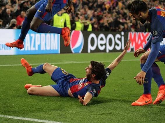 Bilder des Tages - SPORT FuÃŸball, CL, FC Barcelona - Paris St. Germain March 8th 2017, Nou Camp, Barcelona, Spain; UEFA Champions League football, quarter-final 2nd leg, Barcelona FC versus Paris St German; Sergi Roberto celebrates as he scores his late 95th minute goal to win the game for Barcelona 6-1 xAngelxBoludax  ActionPlus11854484