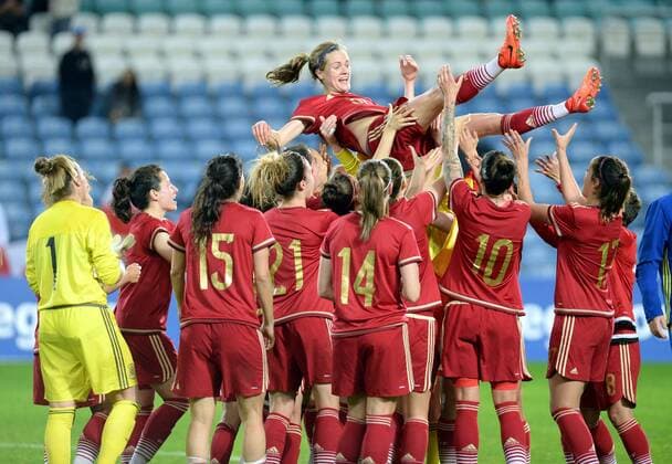 Bilder des Tages - SPORT Fußball, Damen, Spanien gewinnt Algarve Cup LOULE, March 8, 2017 -- Players of Spain celebrate after winning the final of 2017 Algarve Cup women s soccer tournament between Canada and Spain at the Algarve Stadium in Loule, Portugal, on March 8, 2017. Spain claimed the title by defeating Canada with 1-0. ) (SP)PORTUGAL-LOULE-WOMEN S SOCCER-ALGARVE CUP-FINAL ZhangxLiyun 
