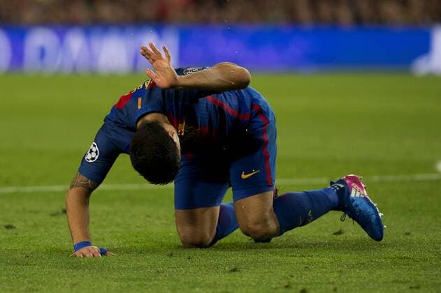 Fußball, CL, FC Barcelona - Paris St. Germain BARCELONA , March 8, 2017 -- Luis Suarez of Barcelona reacts after losing a chance during the UEFA Champions League Round of 16 second leg match between Barcelona and Paris Saint-Germain in Barcelona, Spain on March 8, 2017. Barcelona won 6-1 and advanced to the quarterfinal with 6-5 on aggregate. )(wll) (SP)SPAIN-BARCELONA-SOCCER-UEFA-UCL-BARCELONA VS PARIS SAINT-GERMAIN LinoxDexVallier 
