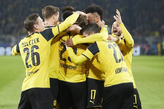 Pierre-Emerick Aubameyang , BVB 17 Torjubel, Jubel nach dem Tor zum 4-0 mit Marcel SCHMELZER, BVB 29 Christian PULISIC Nr. 22 BVB Lukasz PISZCZEK, BVB 26 Ousmane DEMBELE, BVB 7 BORUSSIA DORTMUND - BENFICA LISSABON 4-0 Fussball UEFA Champions League, Achtelfinale Gruppenphase,in Dortmund, 08.03.2017 CL Saison 2016 2017, BVB