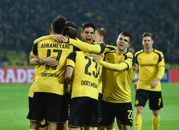 08.03.2017, Fussball, UEFA Champions League, Saison 2016 2017, Achtelfinale, Borussia Dortmund - Benfica Lissabon 4:0, Jubel BVB, v.li., Pierre-Emerick Aubameyang, Pierre Emerick Aubameyang (Borussia Dortmund), Shinji Kagawa (Borussia Dortmund), Marc Bartra (Borussia Dortmund), Christian Pulisic (Borussia Dortmund)