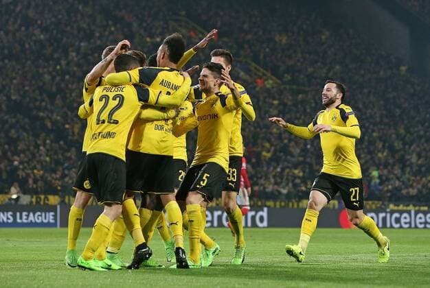 08.03.2017, Fussball Champions-League 2016 2017, Achtelfinale, Borussia Dortmund - Benfica Lissabon, im Signal-Iduna-Park Dortmund. Jubel Dortmund zum Tor zum 3:0 