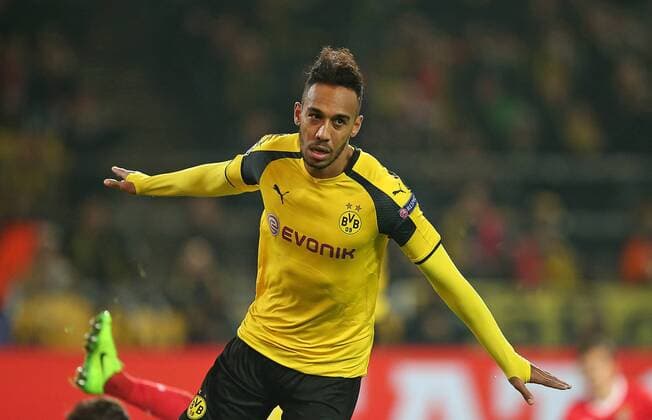 08.03.2017, Fussball Champions-League 2016 2017, Achtelfinale, Borussia Dortmund - Benfica Lissabon, im Signal-Iduna-Park Dortmund. Jubel Torschütze Pierre-Emerick Aubameyang (Dortmund) zum Tor zum 4:0 